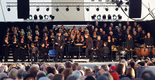 Foto Landesgartenschau Schwäbisch Gmünd 2019, Carmina Burana von Carl Orff, Chor der Pädagogischen Hochschule und Philharmonischer Chor Schwäbisch Gmünd. Foto: Hartmut Hientzsch